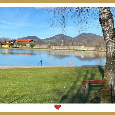Berghupferl-alm Mit Wellnessoase Im Garten Bed and breakfast