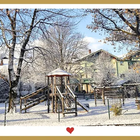 Berghupferl-alm Mit Wellnessoase Im Garten Bed and breakfast Flintsbach