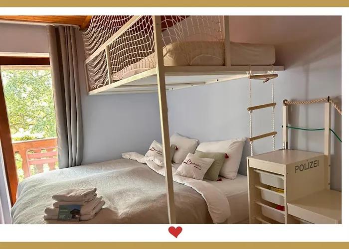Berghupferl-alm Mit Wellnessoase Im Garten 3*