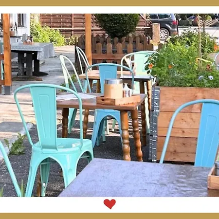 Berghupferl-alm Mit Wellnessoase Im Garten Bed and Breakfast 3*